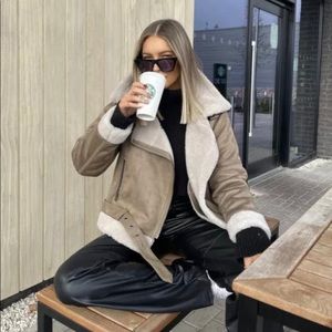 Never Worn Zara Taupe Double Faced Suede Biker Sherpa Jacket size Small